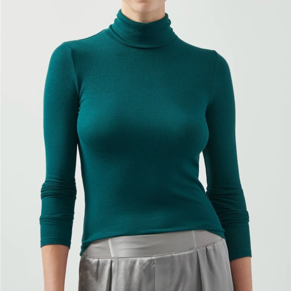 NWT ATM Green Rib Crop Turtleneck